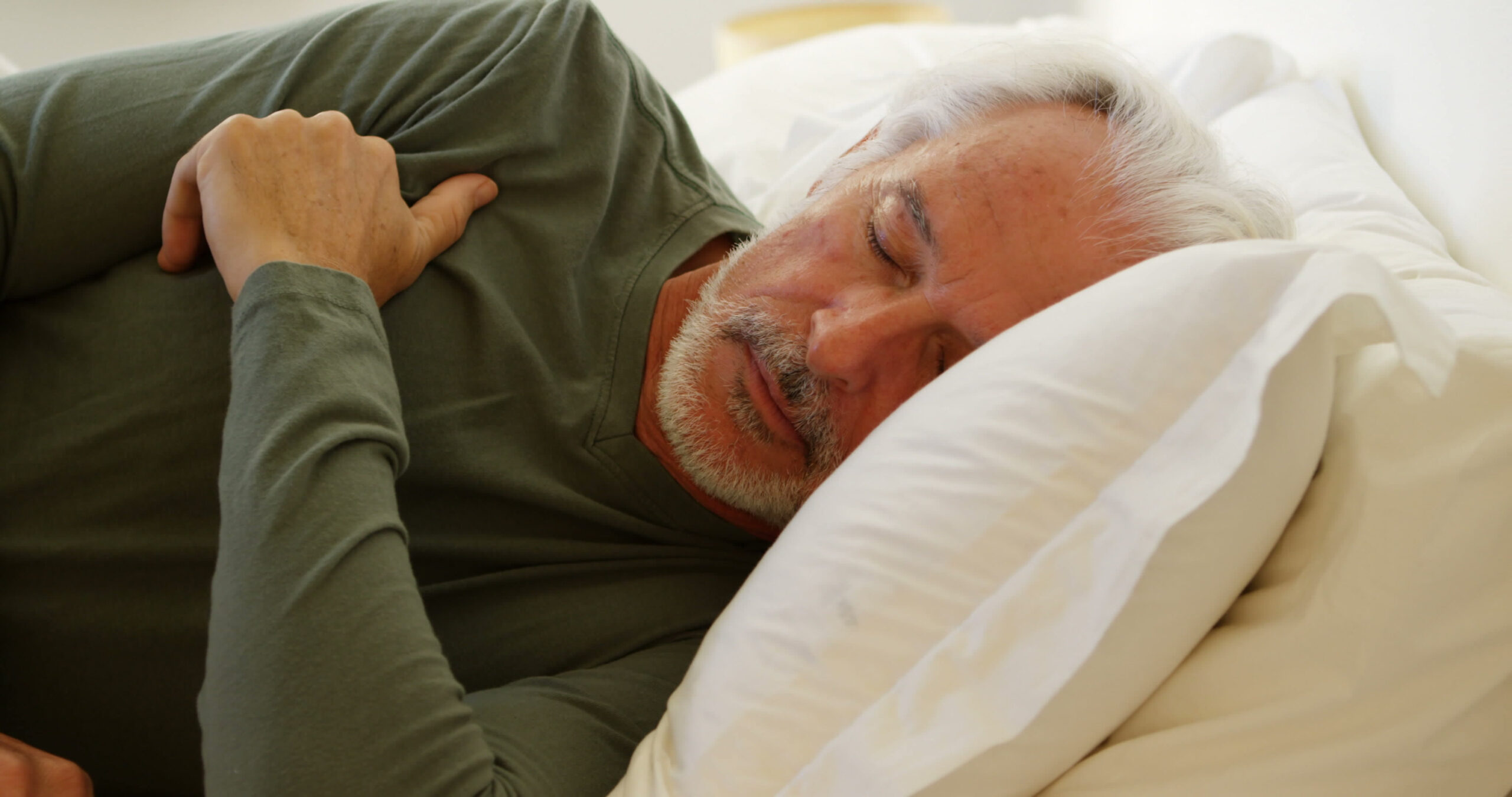 10 Bizarre and Brilliant Sleep Habits of the Ultra‑Rich