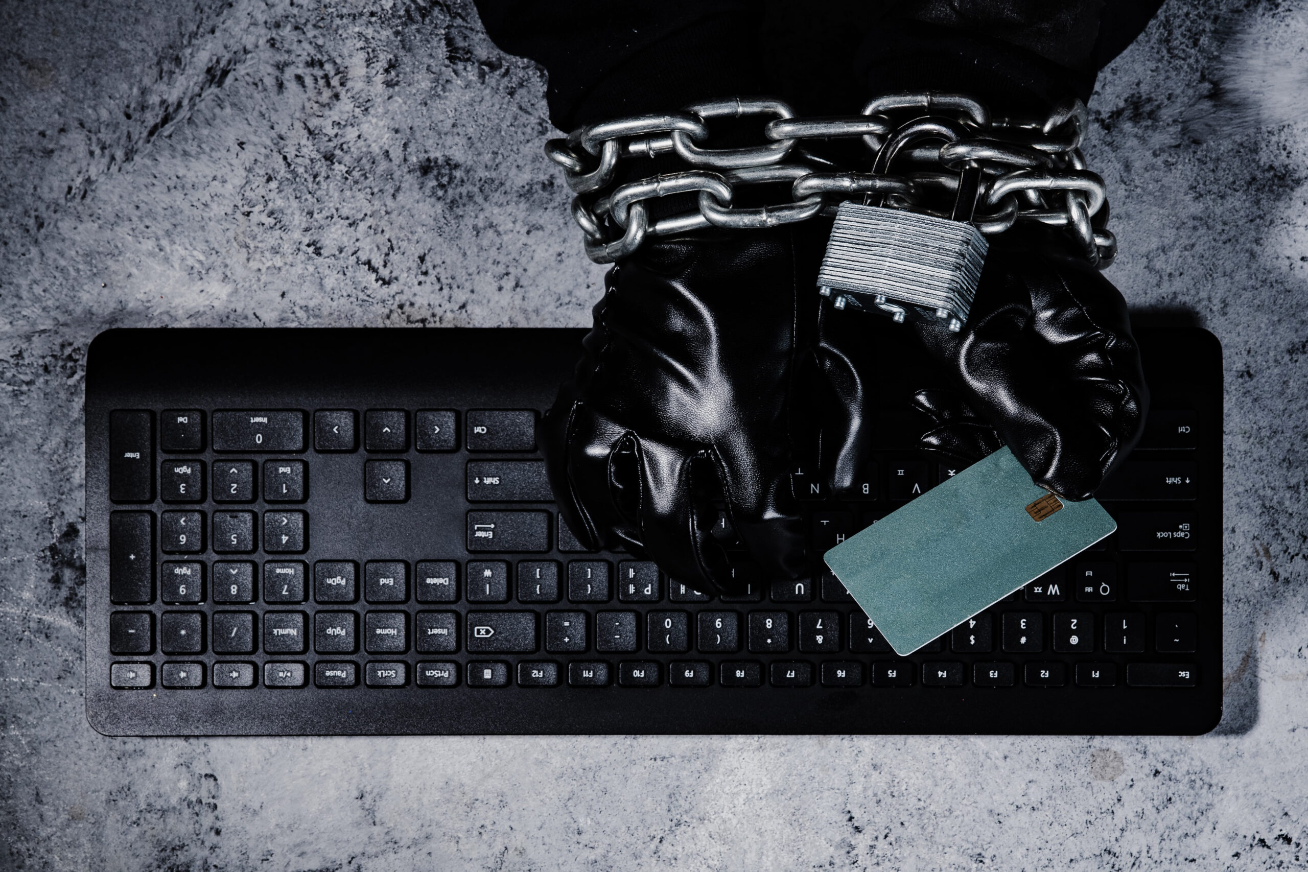 10 Horrifying Ways Your Identity Can Be Stolen