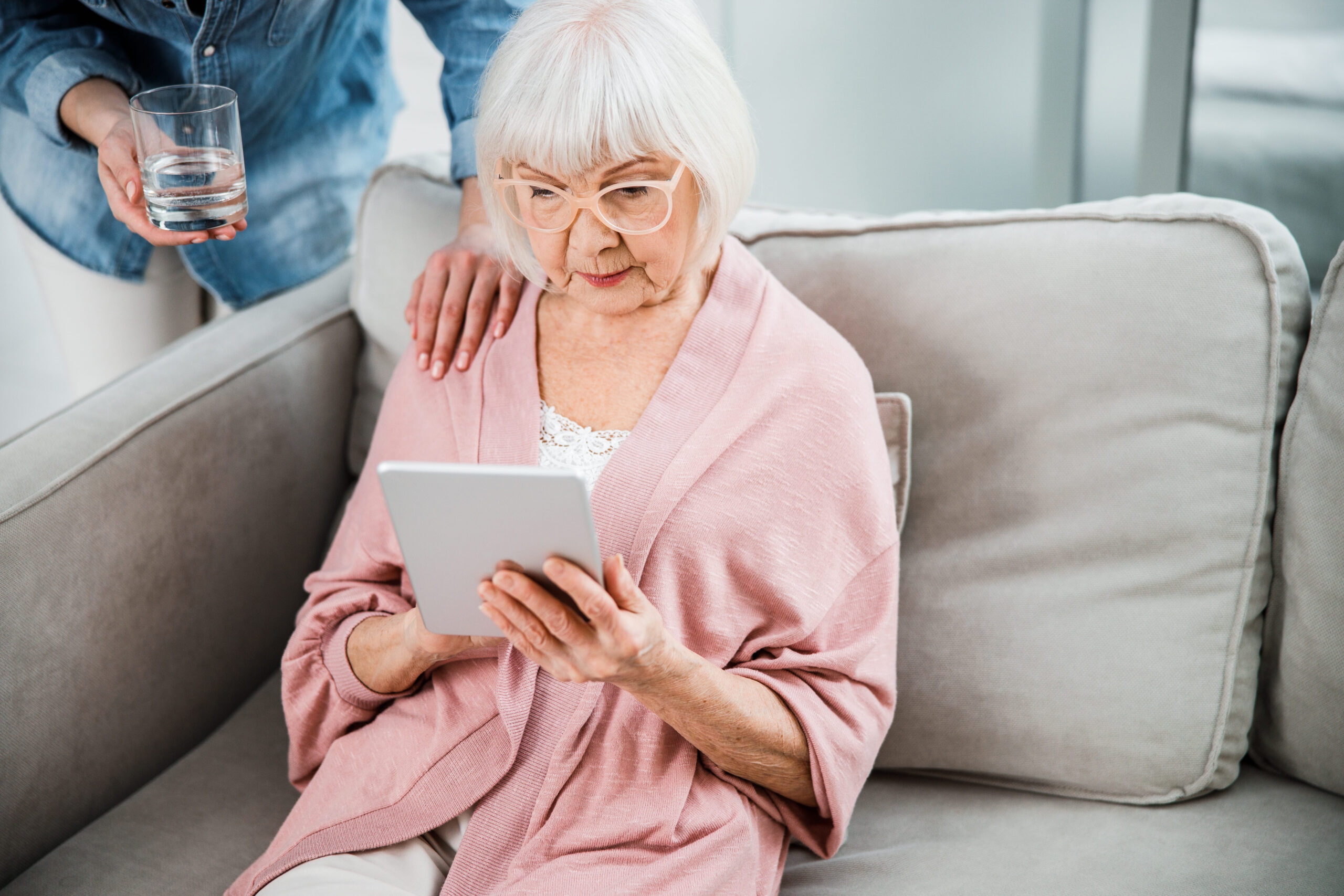 8 Things Baby Boomers Love That Are Quietly Disappearing, and No One Is Stopping It