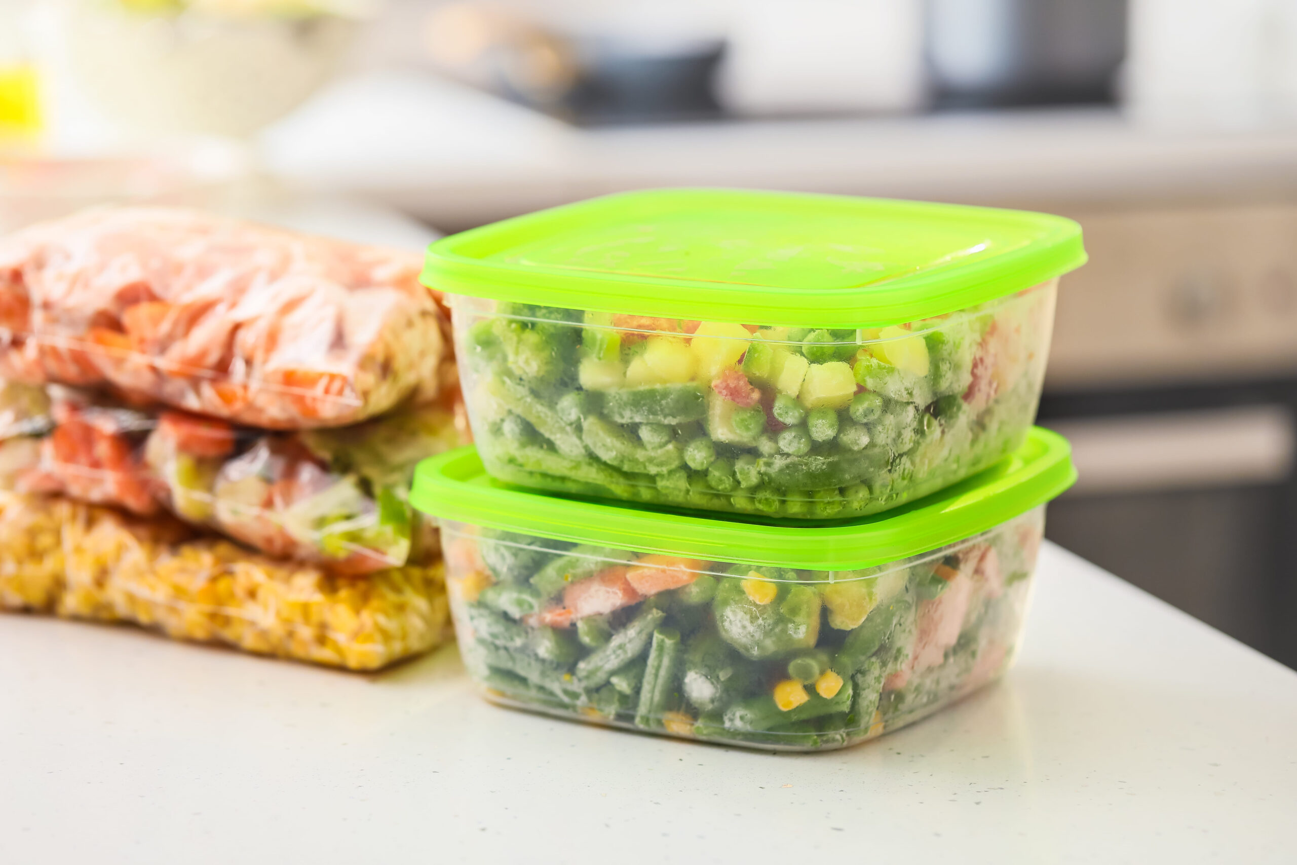 5 Foods You Should Never Store in Plastic Containers