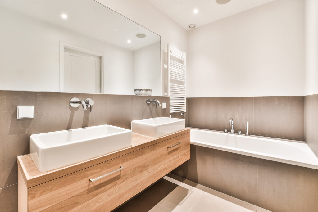 Interior design of beautiful and elegant bathroom