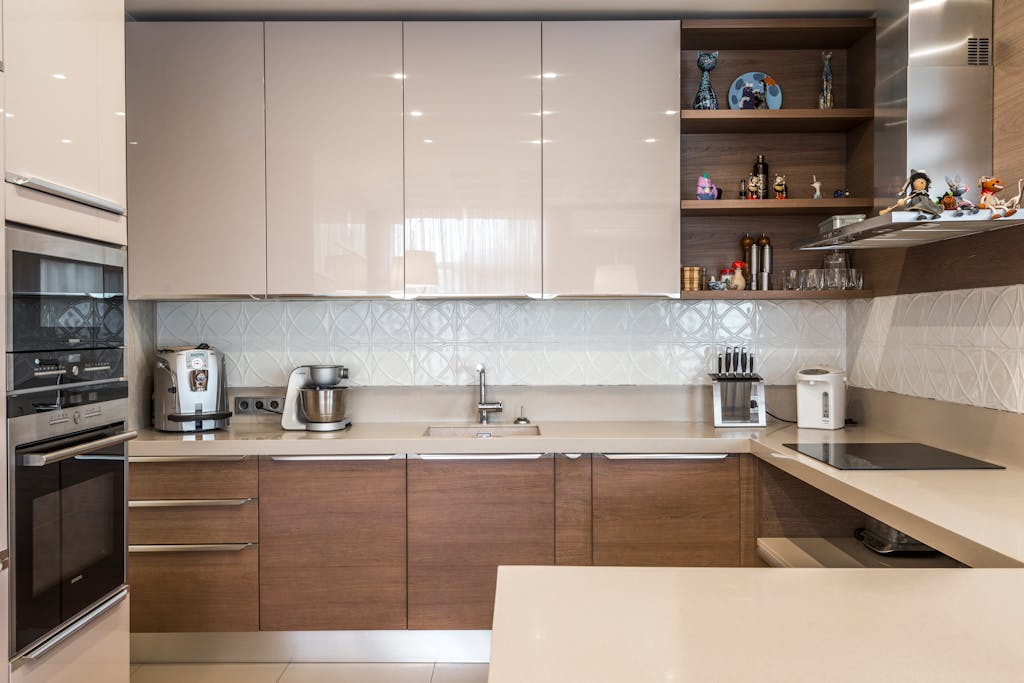 Kitcen Thread 5 Appliances That Can Make Your Kitchen Look Older Than It Is - Hydro ...