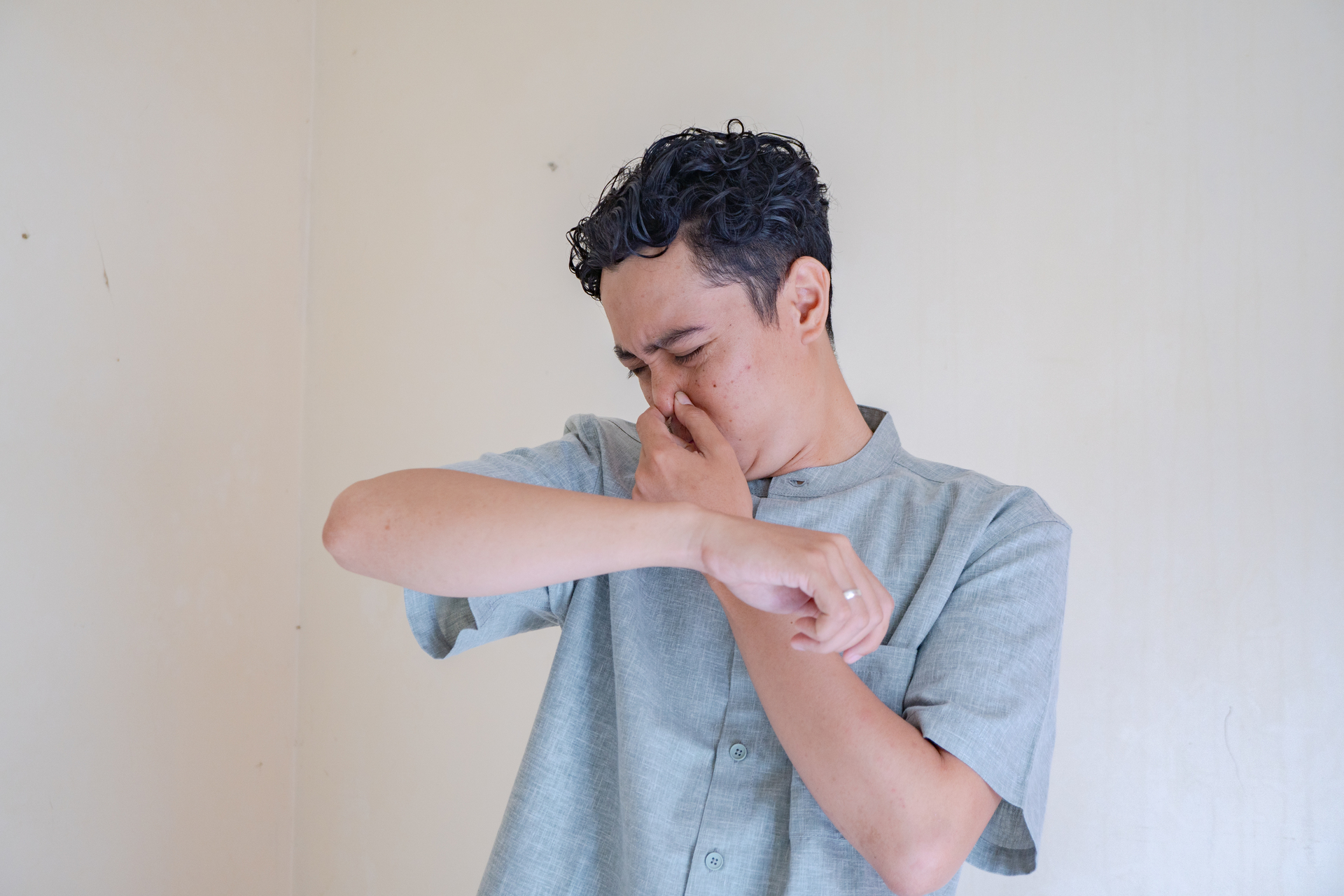 Stop Eating These 10 Foods If You Don’t Want Body Odor