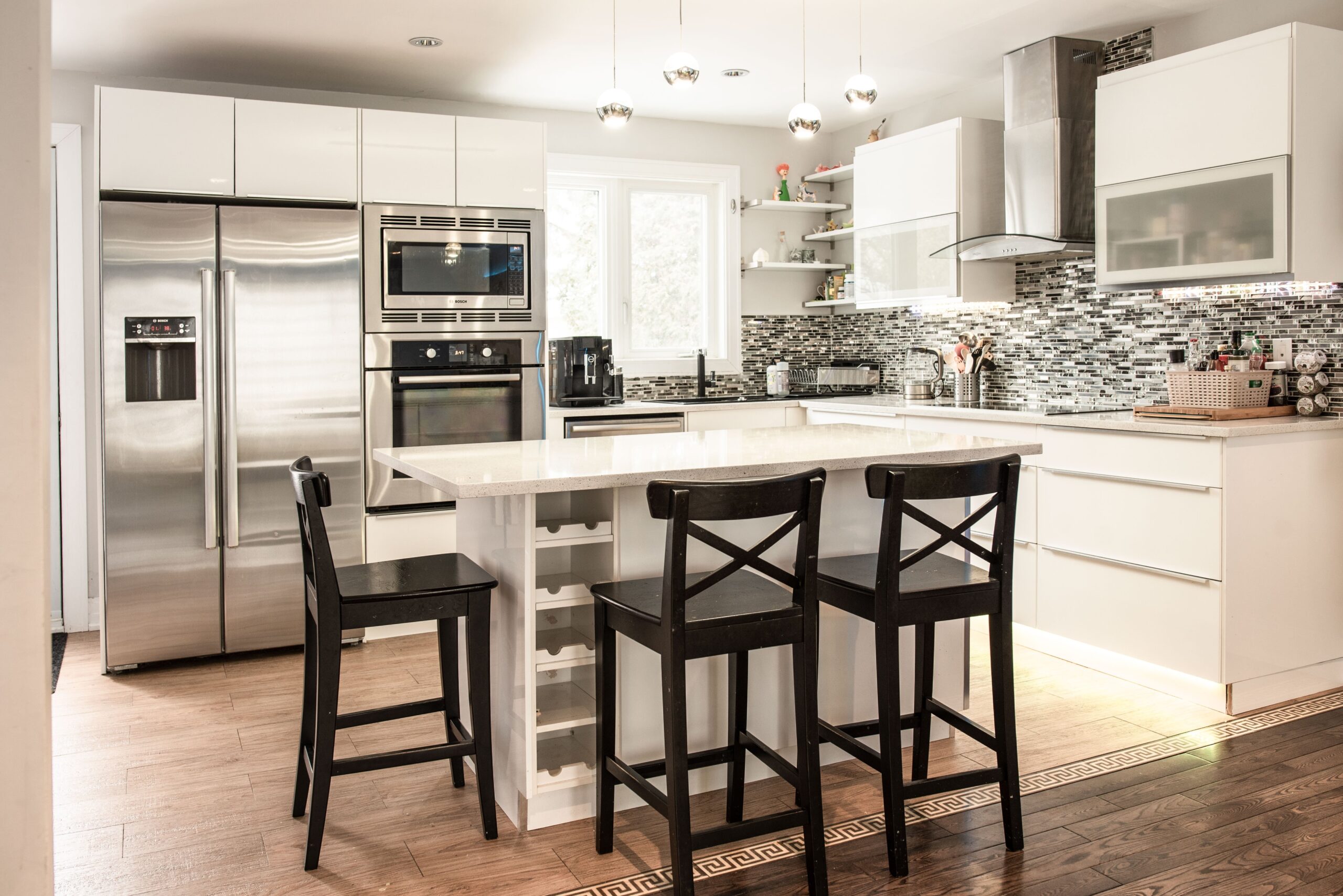 6 Great Ideas To Add Personality and Charm to Your Small Kitchen