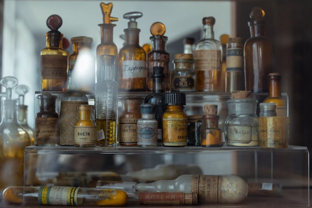 old-bottles-and-containers