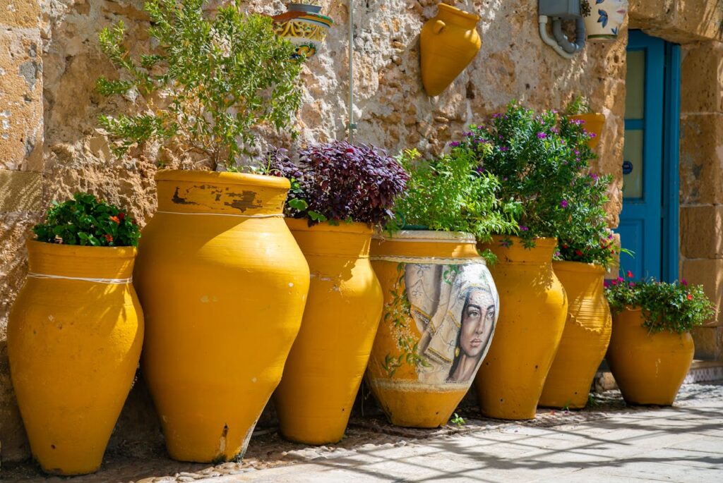 /colorful-terracotta-pot-arrangement-in-marzamemi-