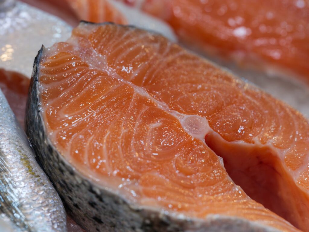 close-up-of-fresh-salmon-slice-at-market