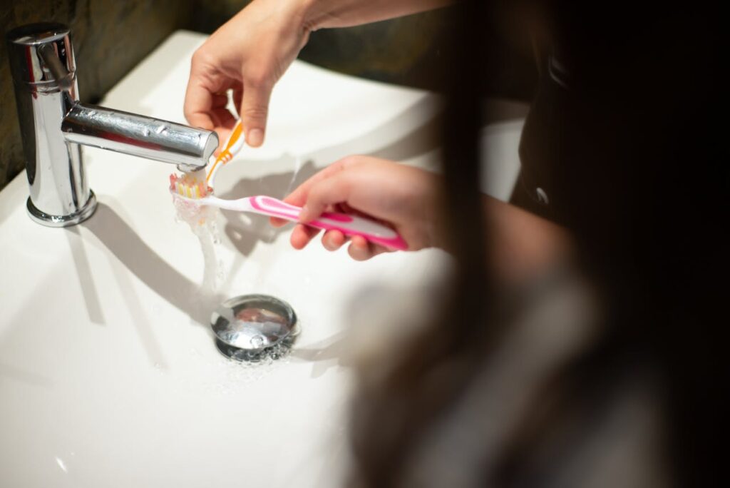washing-toothbrushes