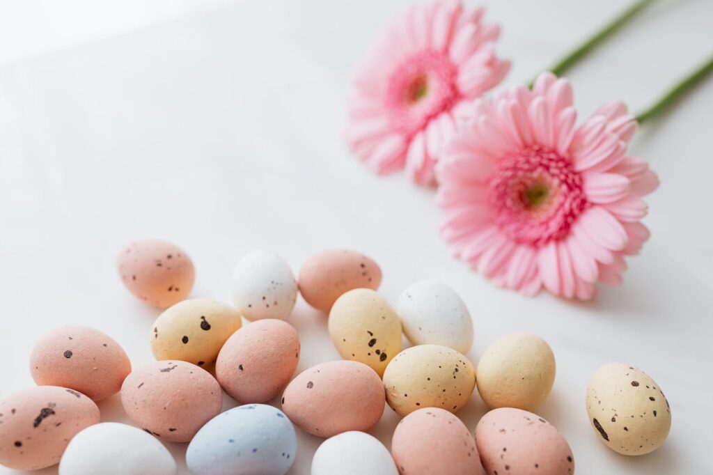 easter-eggs-and-pink-flowers-