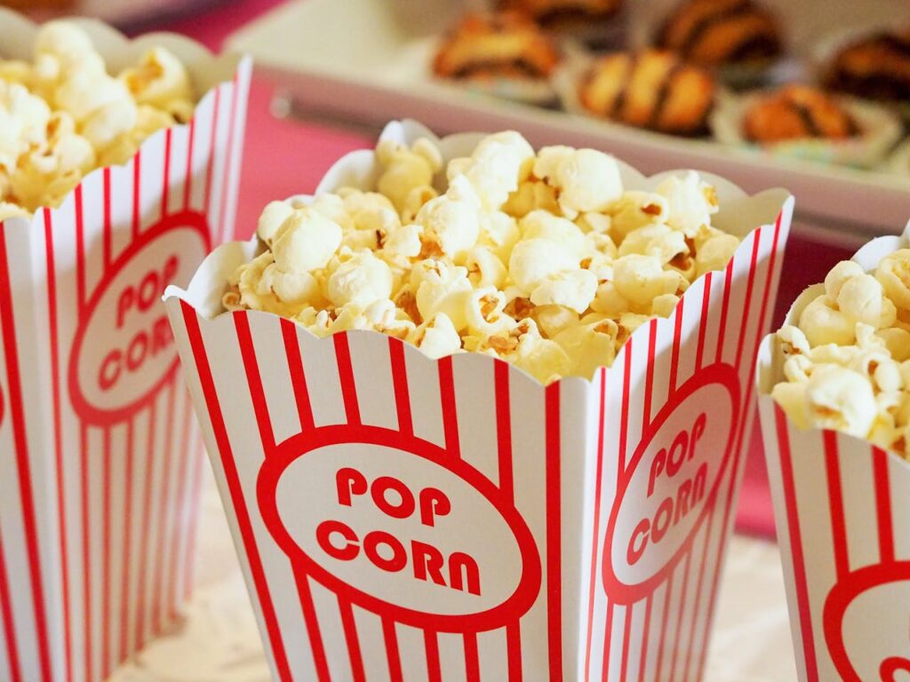 selective-focus-photography-of-popcorns