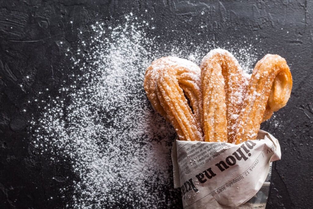 churros-with-powdered-sugar-