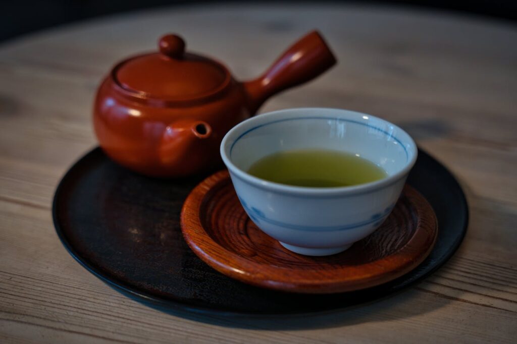 aesthetic-japanese-teapot-with-green-tea-scene-