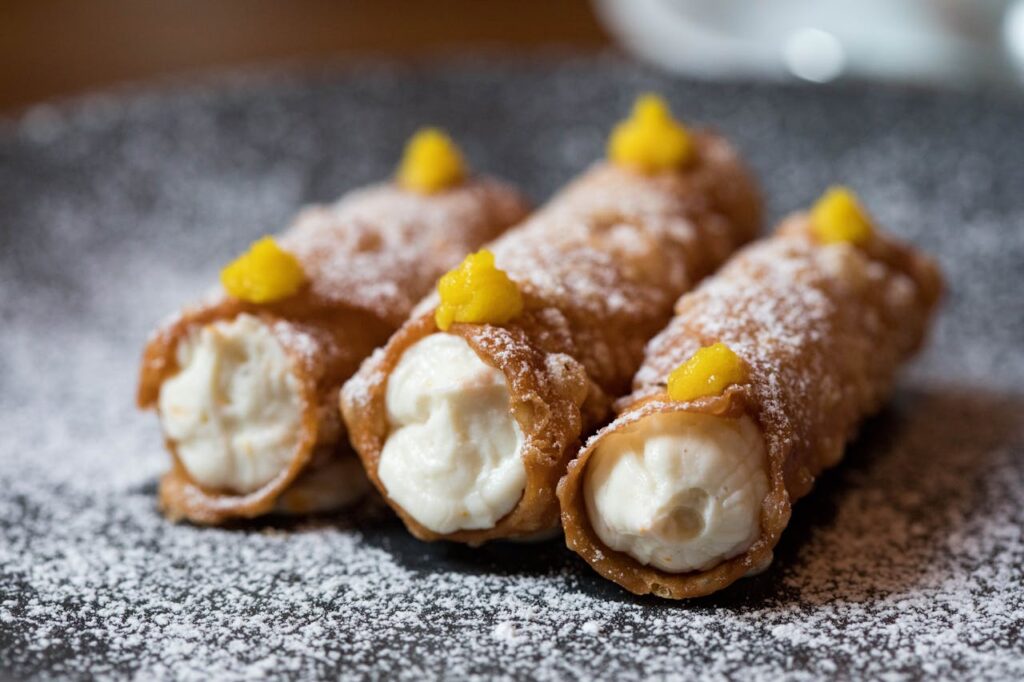 yummy-cannoli-dessert-on-plate-