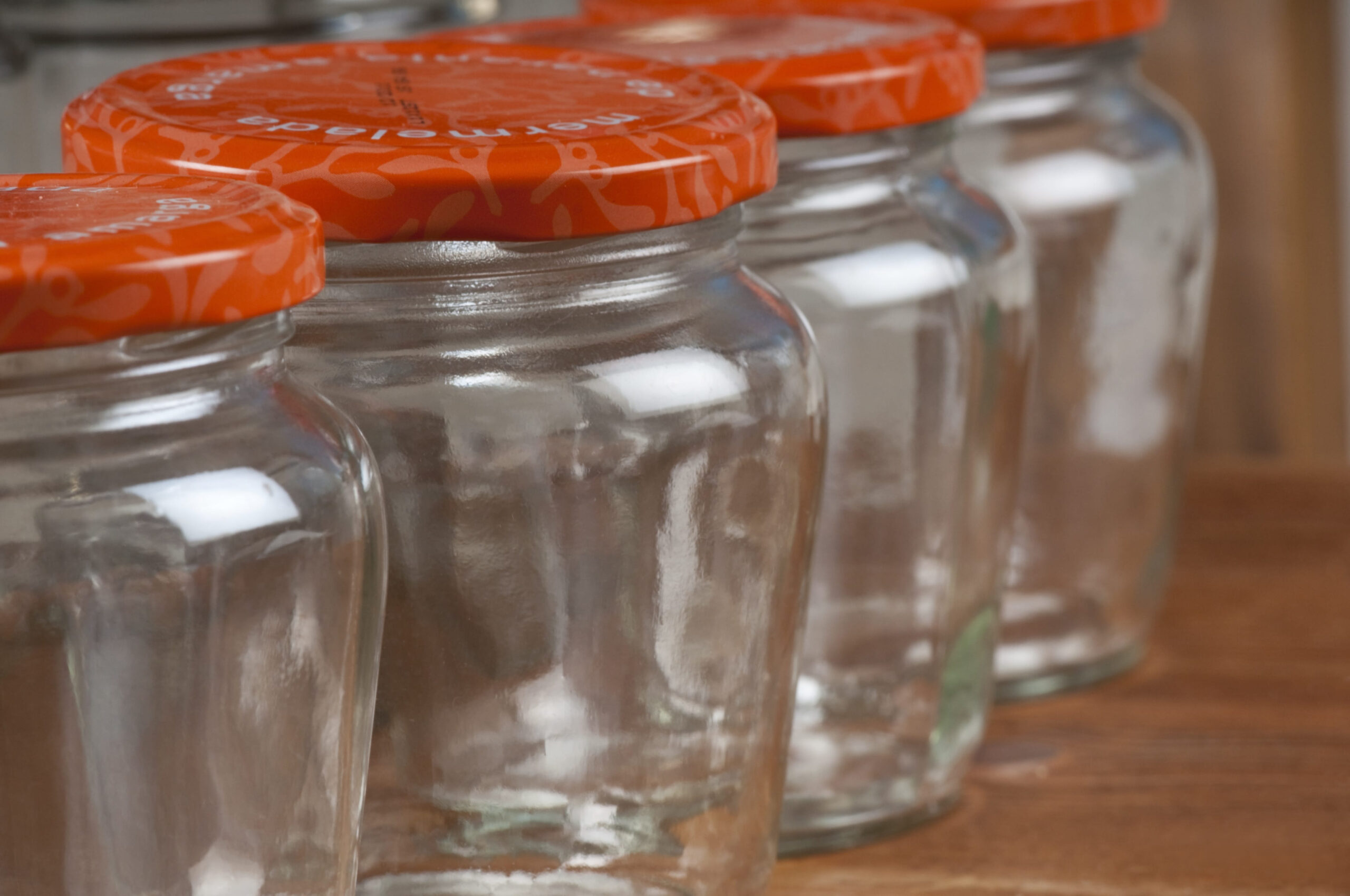 8 Reasons You Should Never Throw Away Old Jars Ever Again