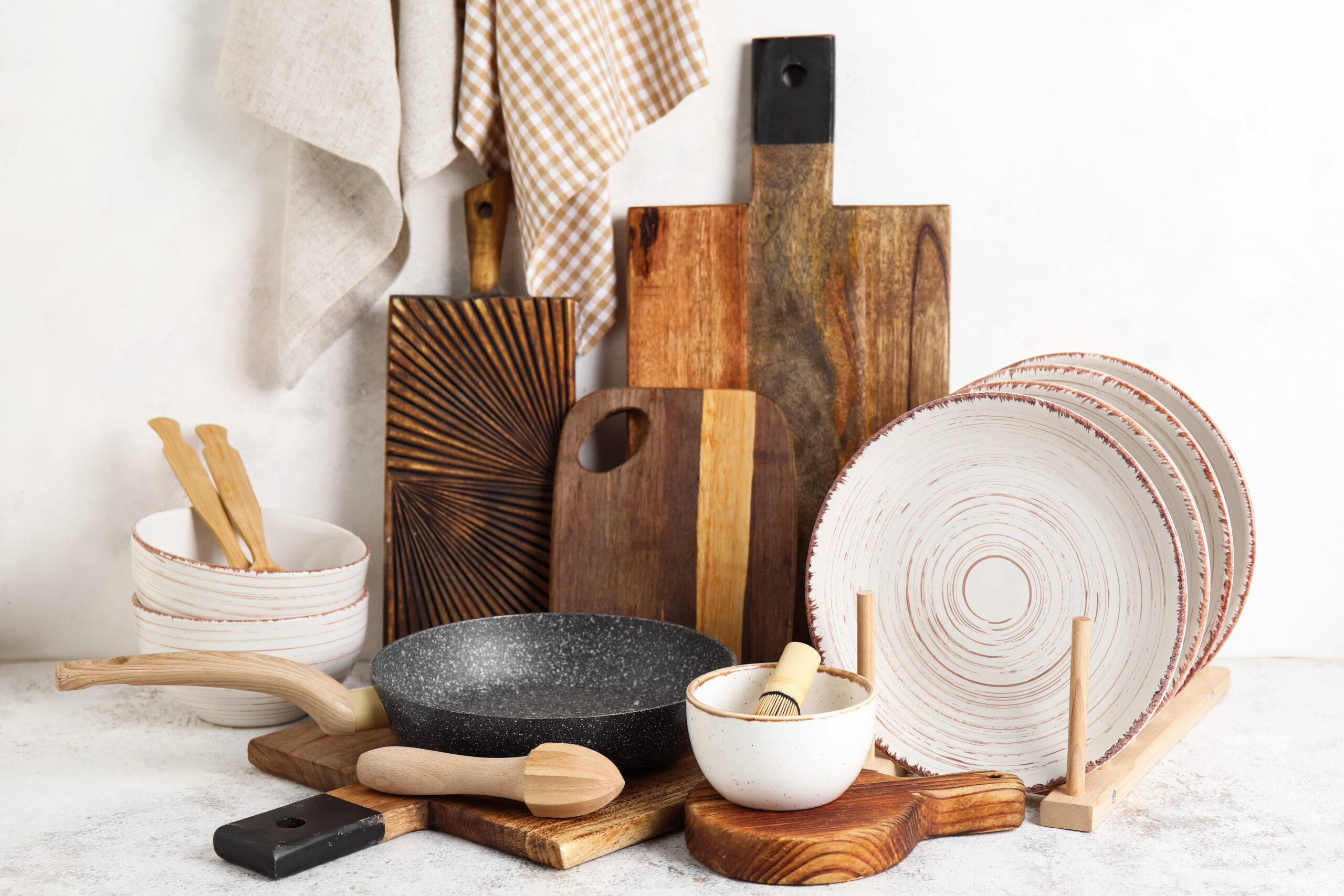 12 Kitchen Items We Should Always Buy Secondhand Before Paying Full Price