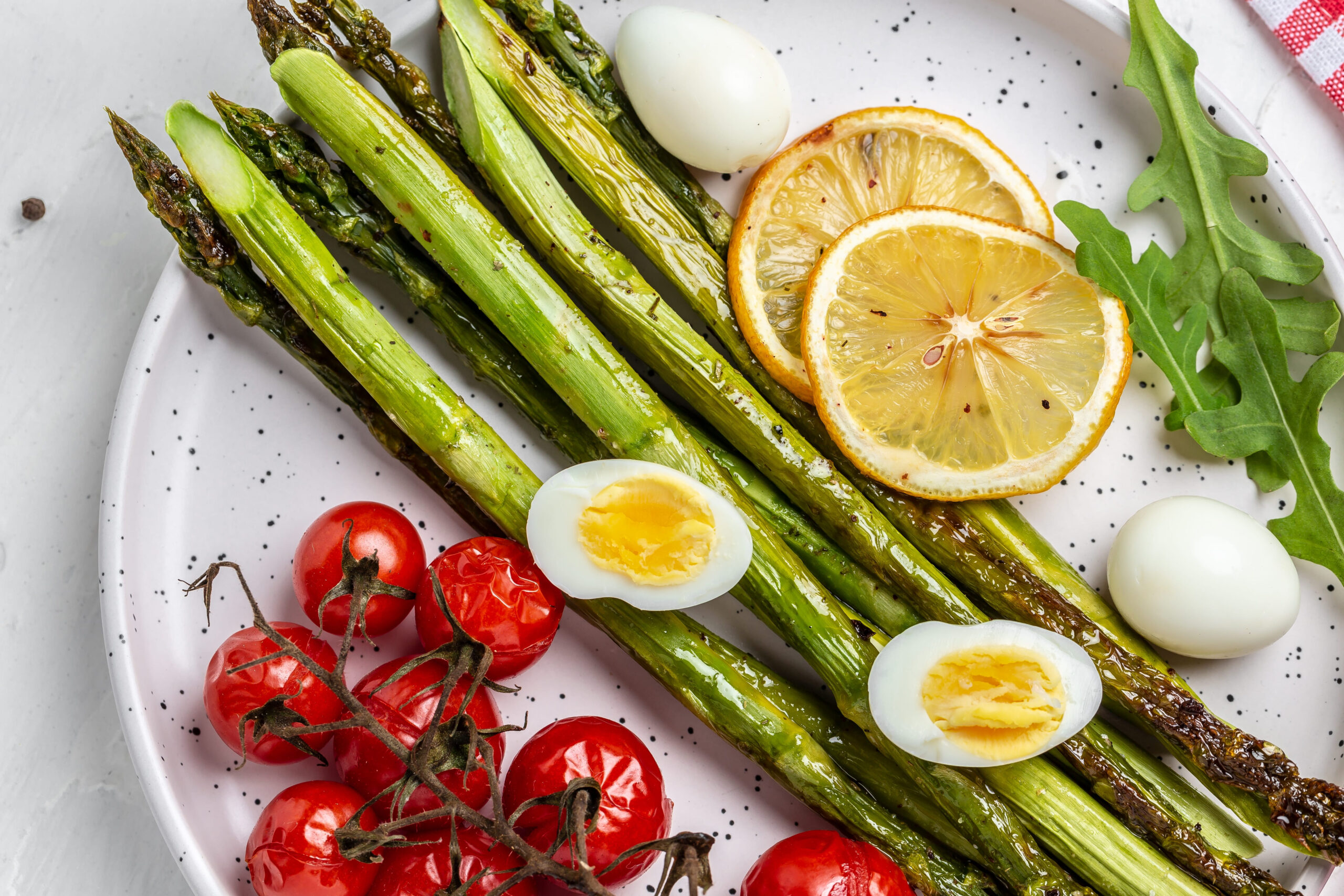 12 common foods that can cause surprisingly strange side effects