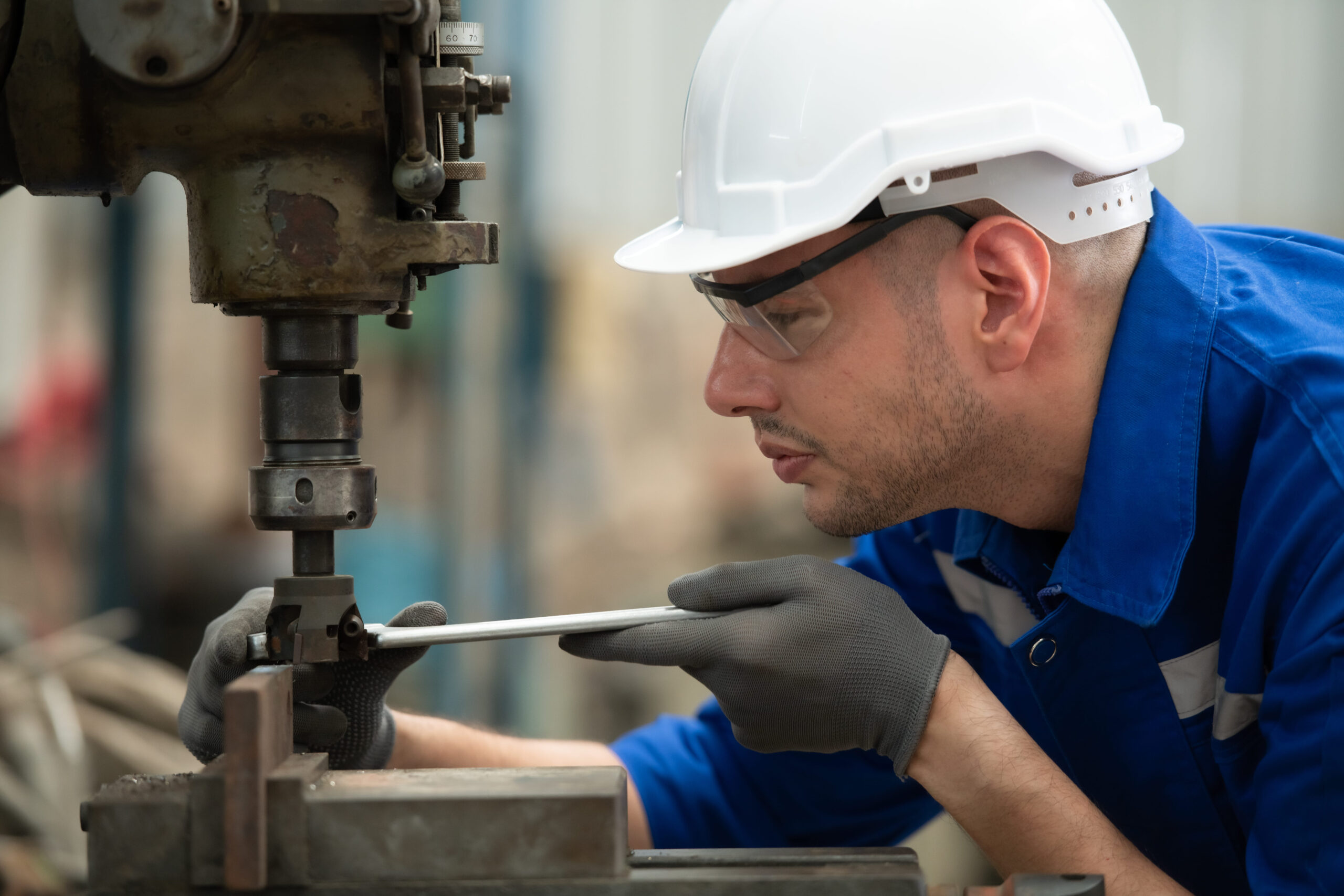 10 Brutally Dangerous Jobs That Come with Big Money