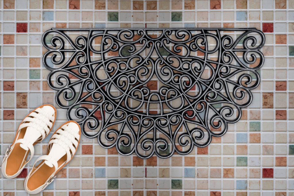 Calloway Mills Ornate Scroll Doormat