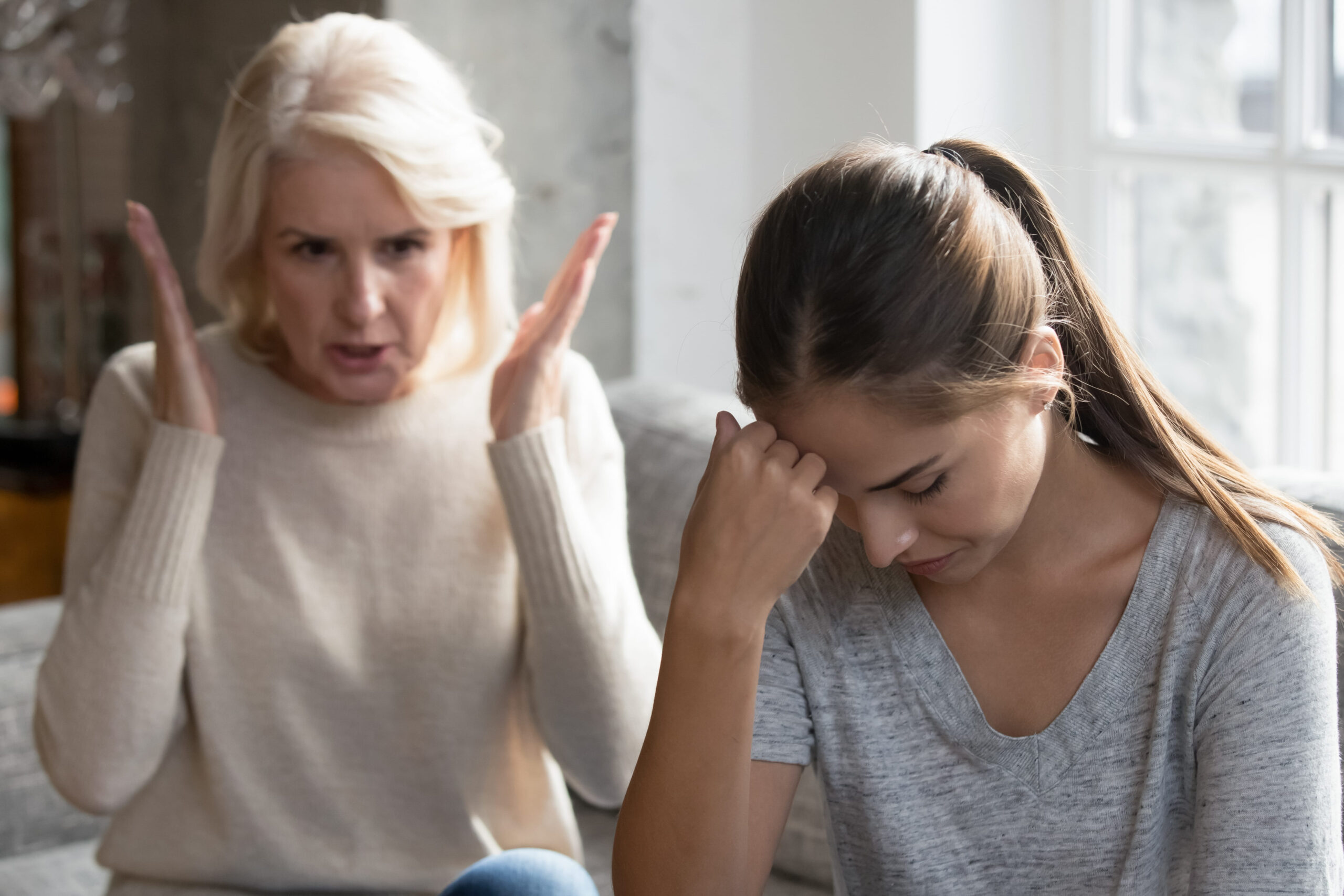 13 Cruel Phrases Narcissistic Parents Use That Leave Deep Emotional Wounds