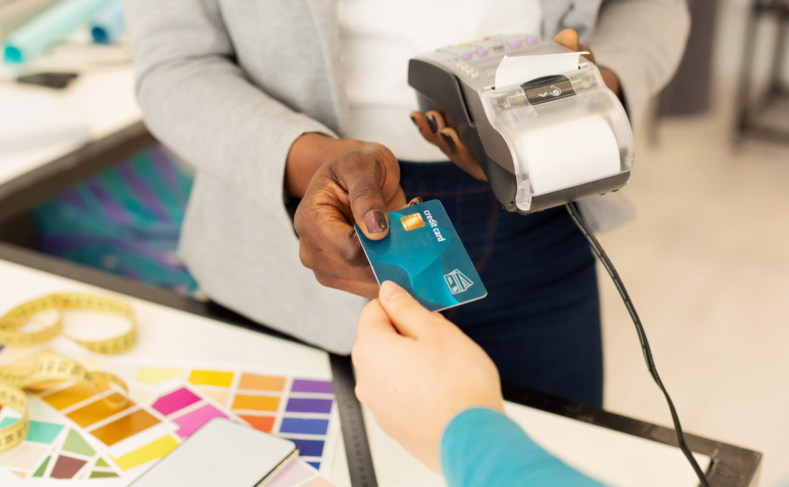 15 Hidden Behaviors That Quietly Sabotage Financial Growth