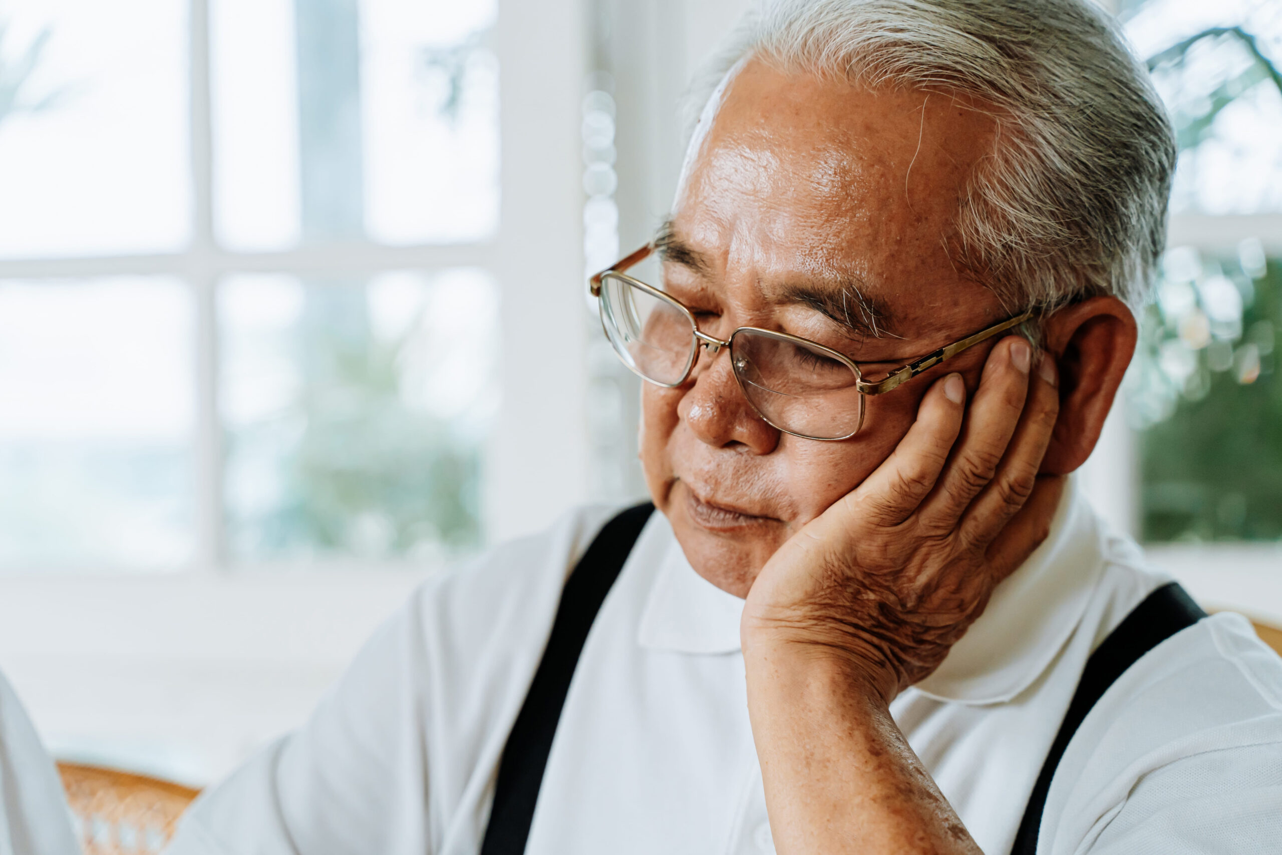 15 Regrets Older Men Often Realize Too Late
