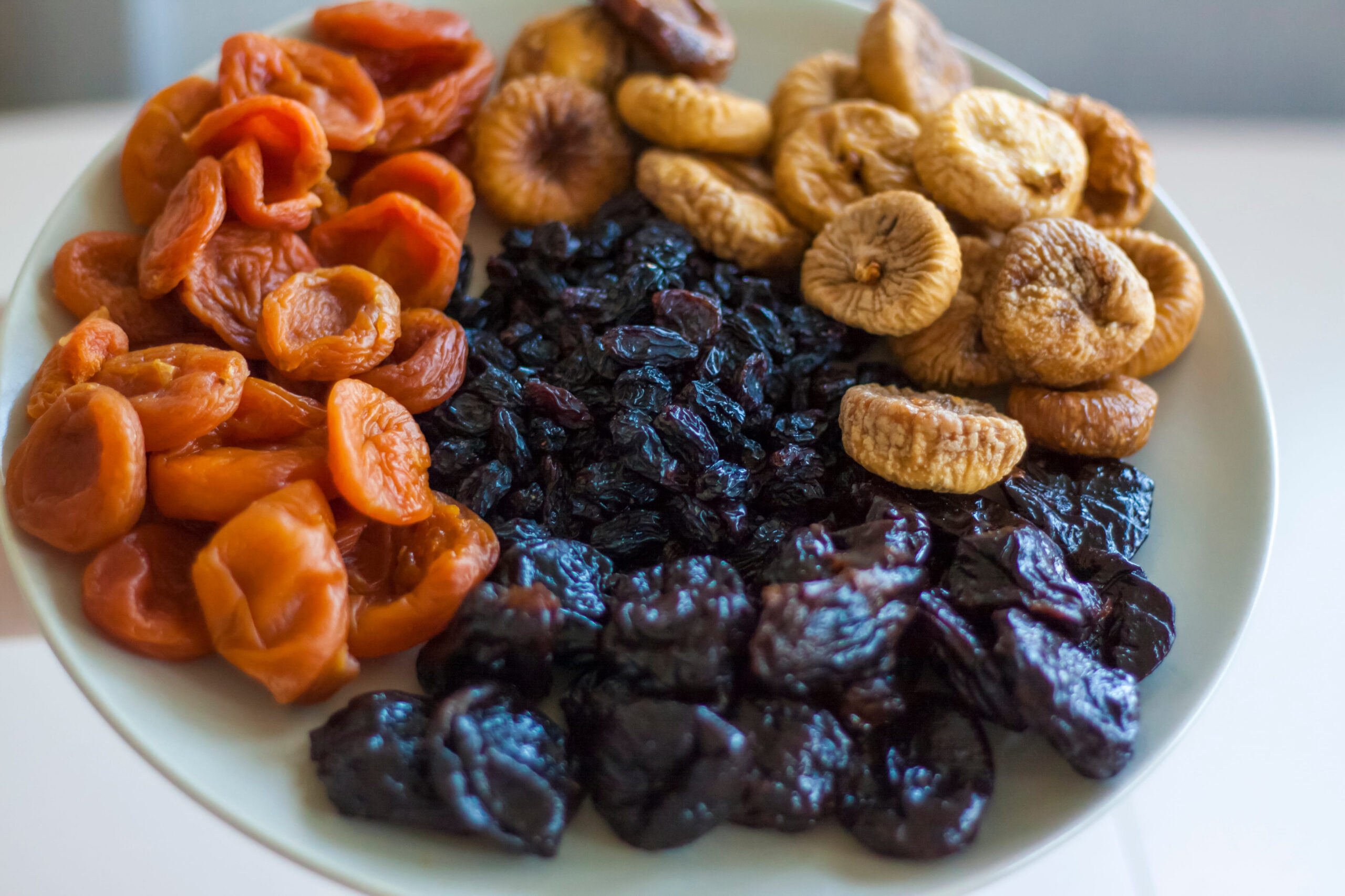 12 Healthy Foods Everyone Thinks Are Healthy but Can Be Surprisingly Dangerous