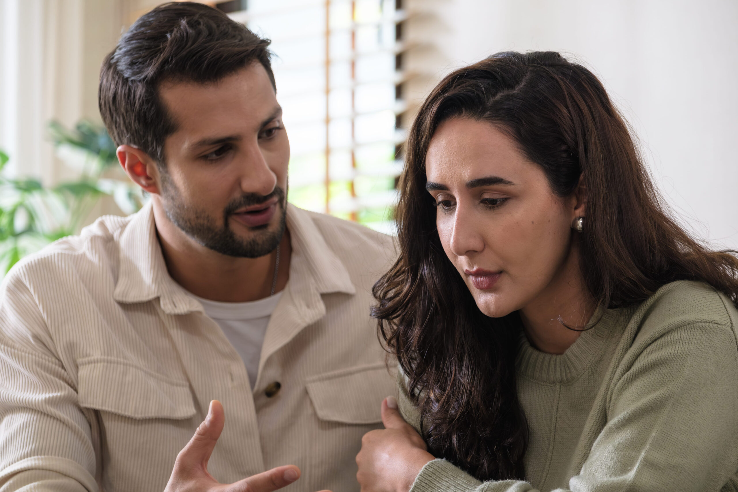 12 Types of Women Who Waste Men’s Time in Relationships and the Red Flags to Spot Early