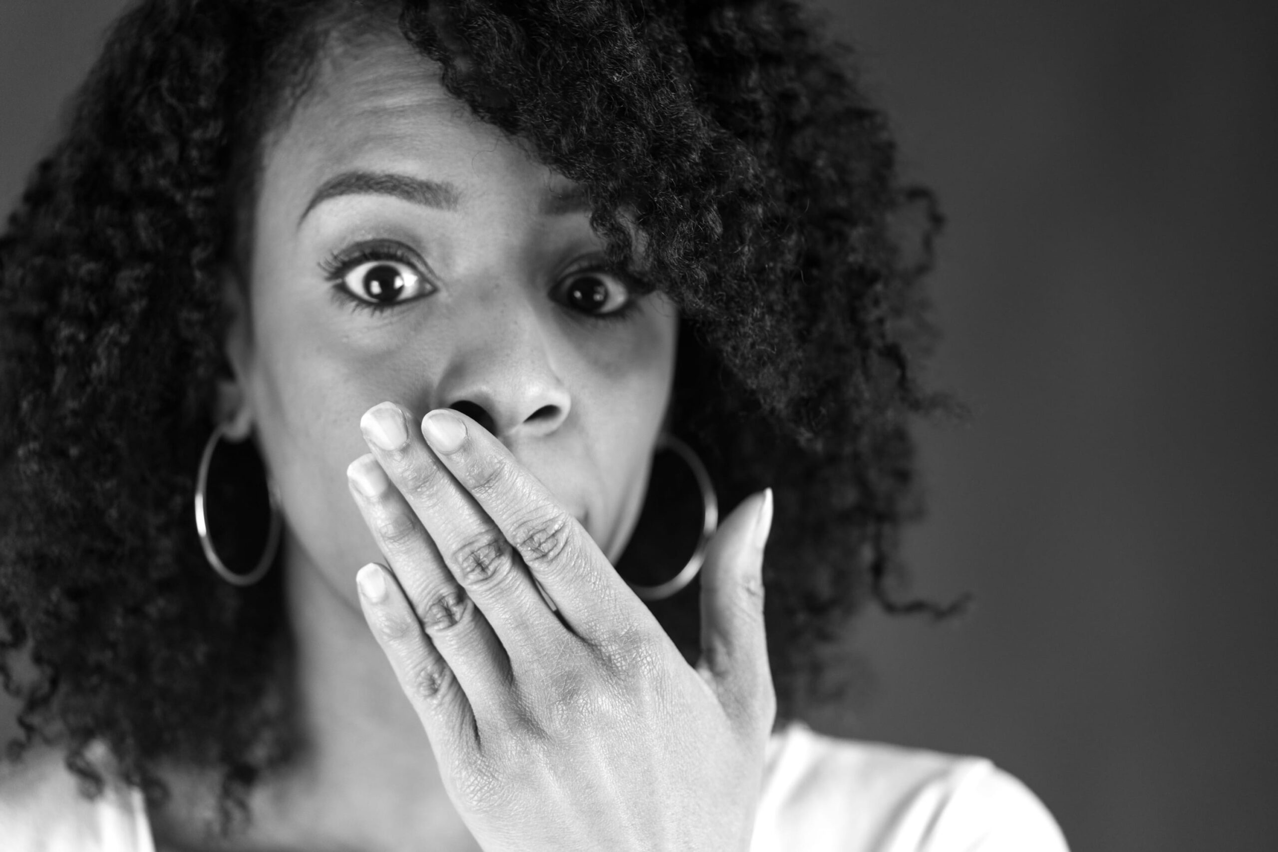 10 Dark Realities of Being a Woman Most Men Don’t Fully See