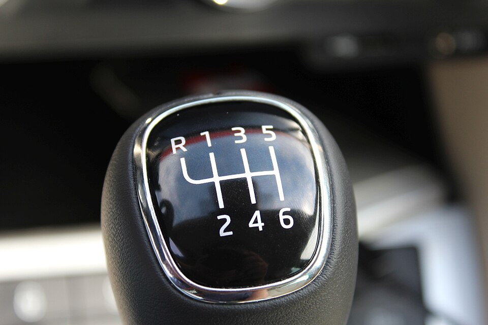 10 Manual Driving Mistakes That Could Cost You Thousands